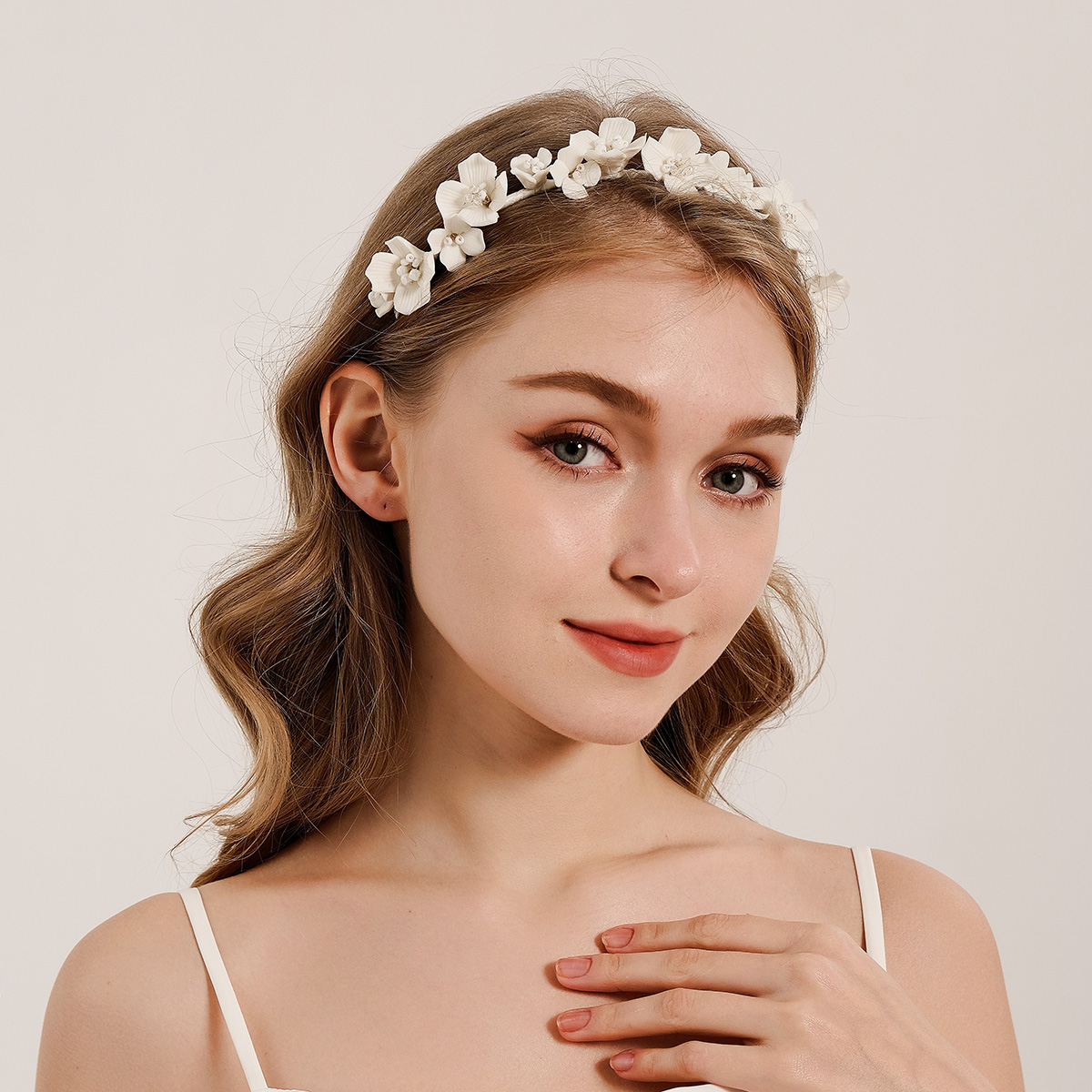 Wedding Supply List - Efily Braut Weiße Blume Haarband Fee